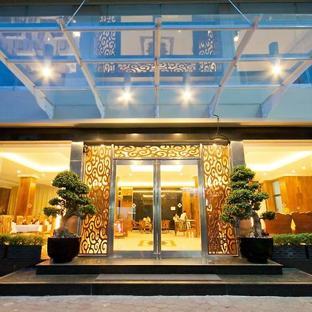 Diamond Hotel Phnom Penh Eksteriør bilde