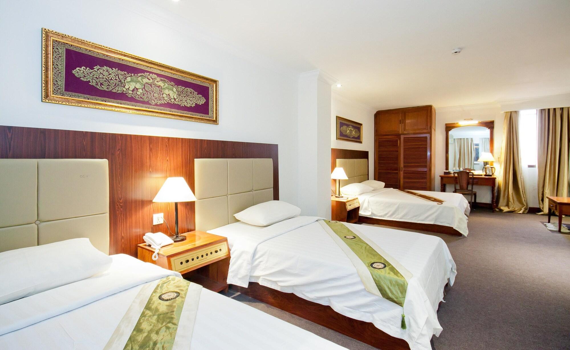 Diamond Hotel Phnom Penh Eksteriør bilde