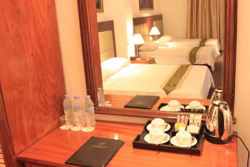 Diamond Hotel Phnom Penh Eksteriør bilde